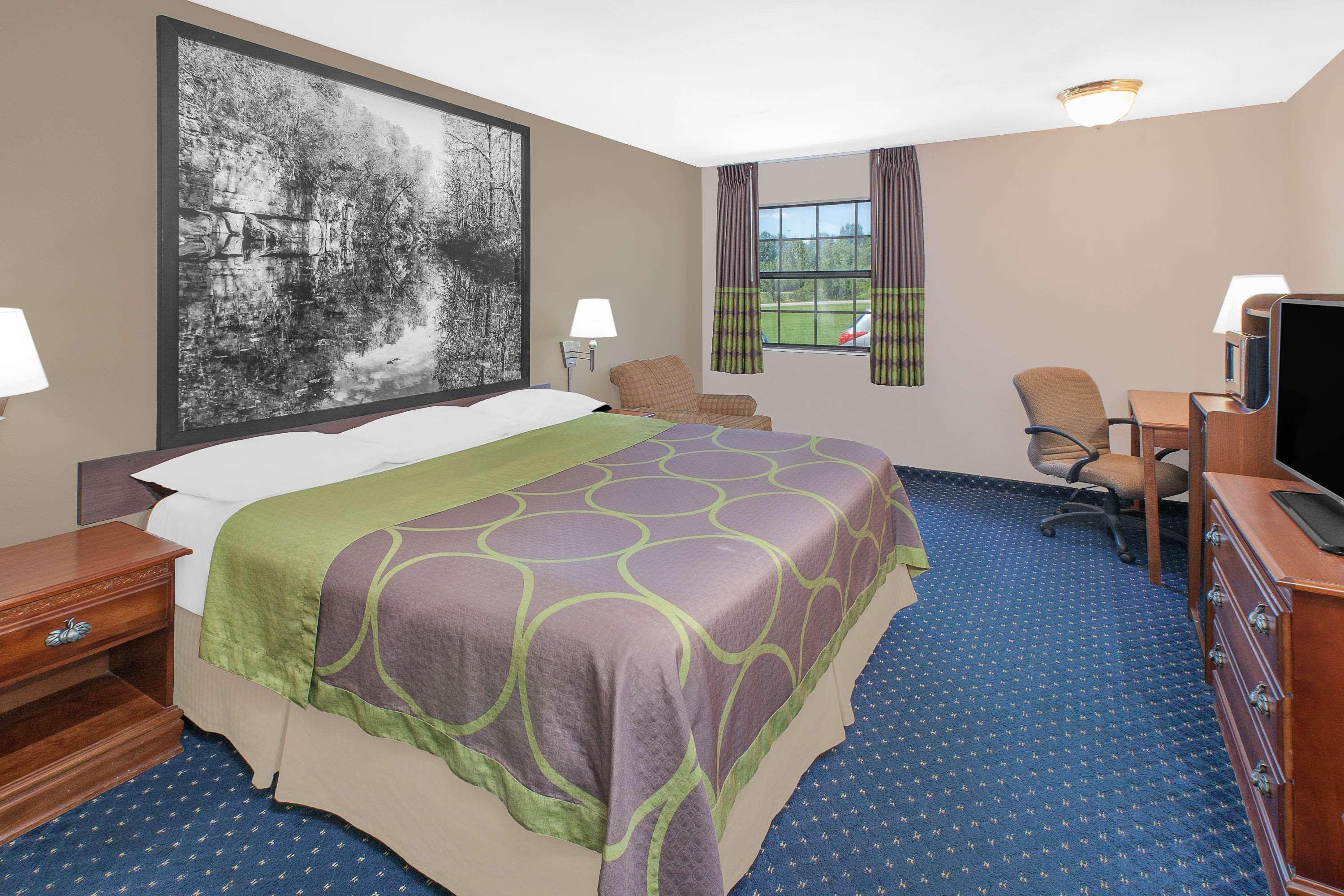 Super 8 By Wyndham Lowell/Bentonville/Rogers Area Buitenkant foto