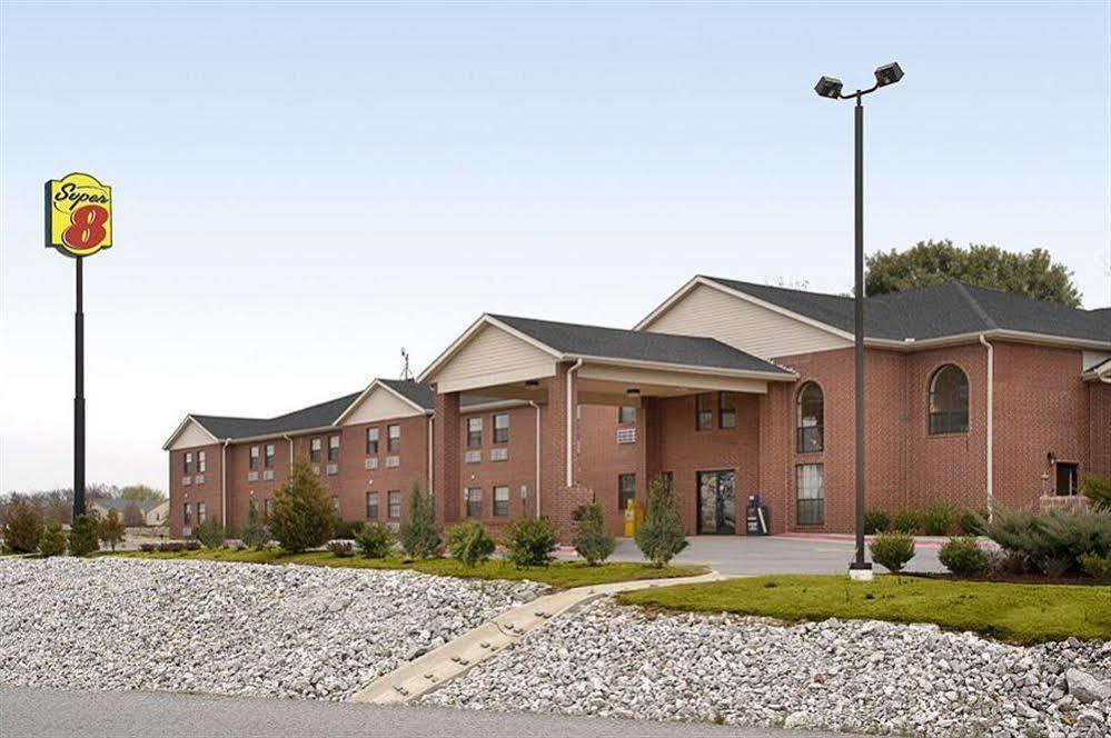 Super 8 By Wyndham Lowell/Bentonville/Rogers Area Buitenkant foto